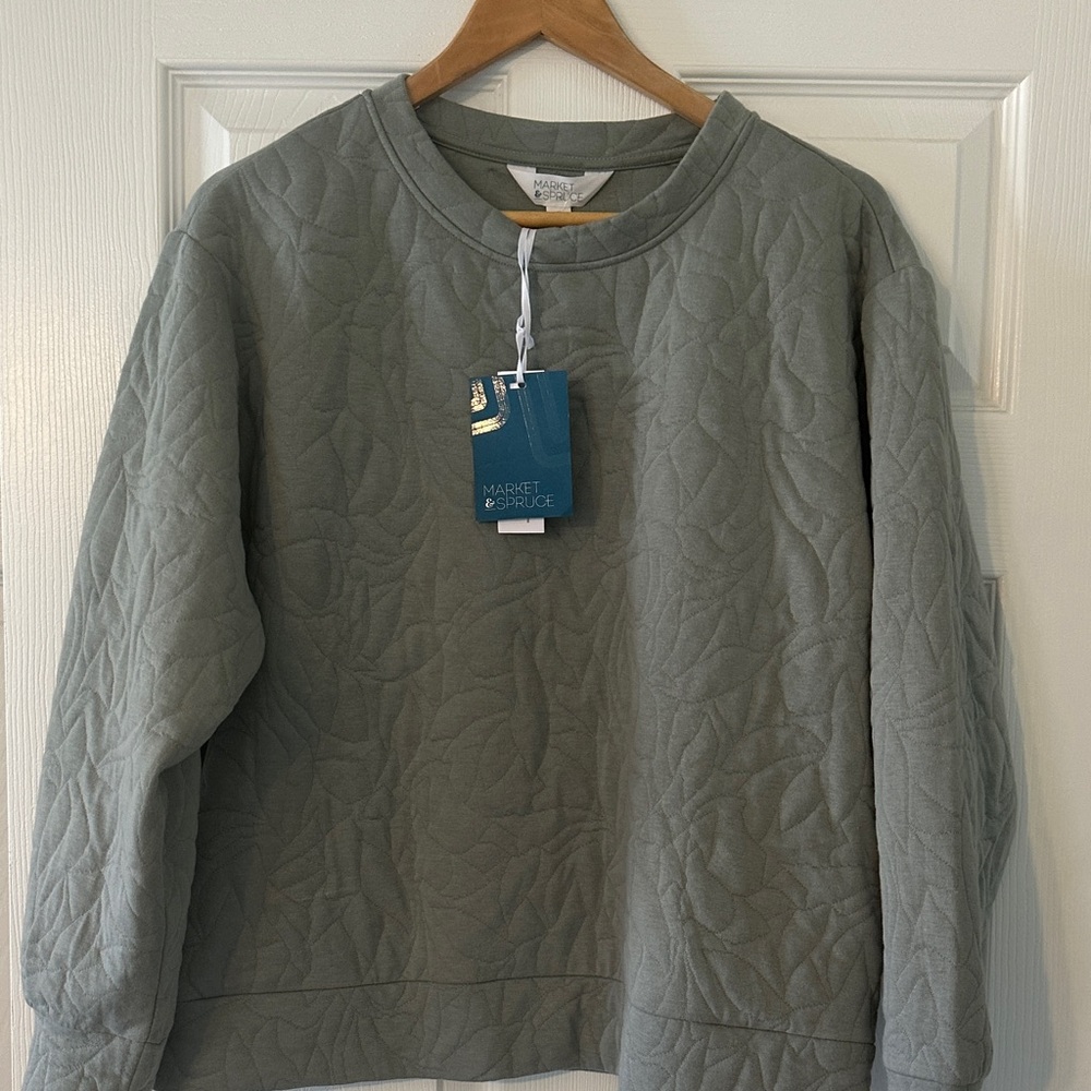 Market & Spruce Olive Quilted women’s Crewneck Sweater